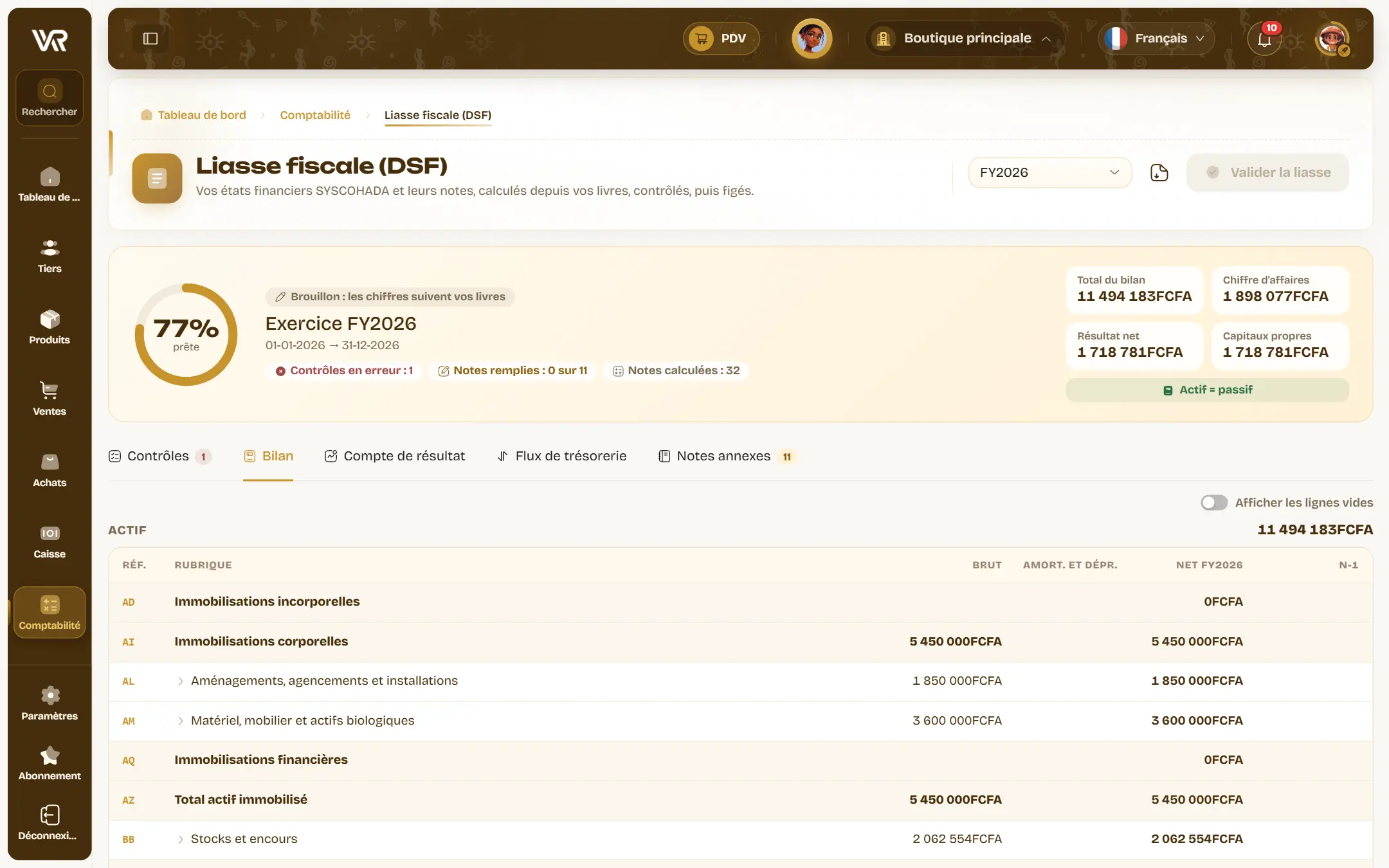 La liasse fiscale de l’exercice : jauge de préparation, totaux du bilan et du résultat, contrôles et onglets Bilan, Compte de résultat, Flux de trésorerie et Notes annexes.